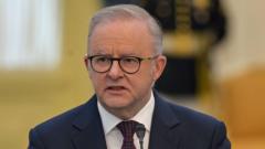 Chinese dance group's tour triggers bomb threat against Australian PM